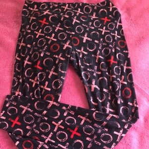 LulaRoe Valentines leggings